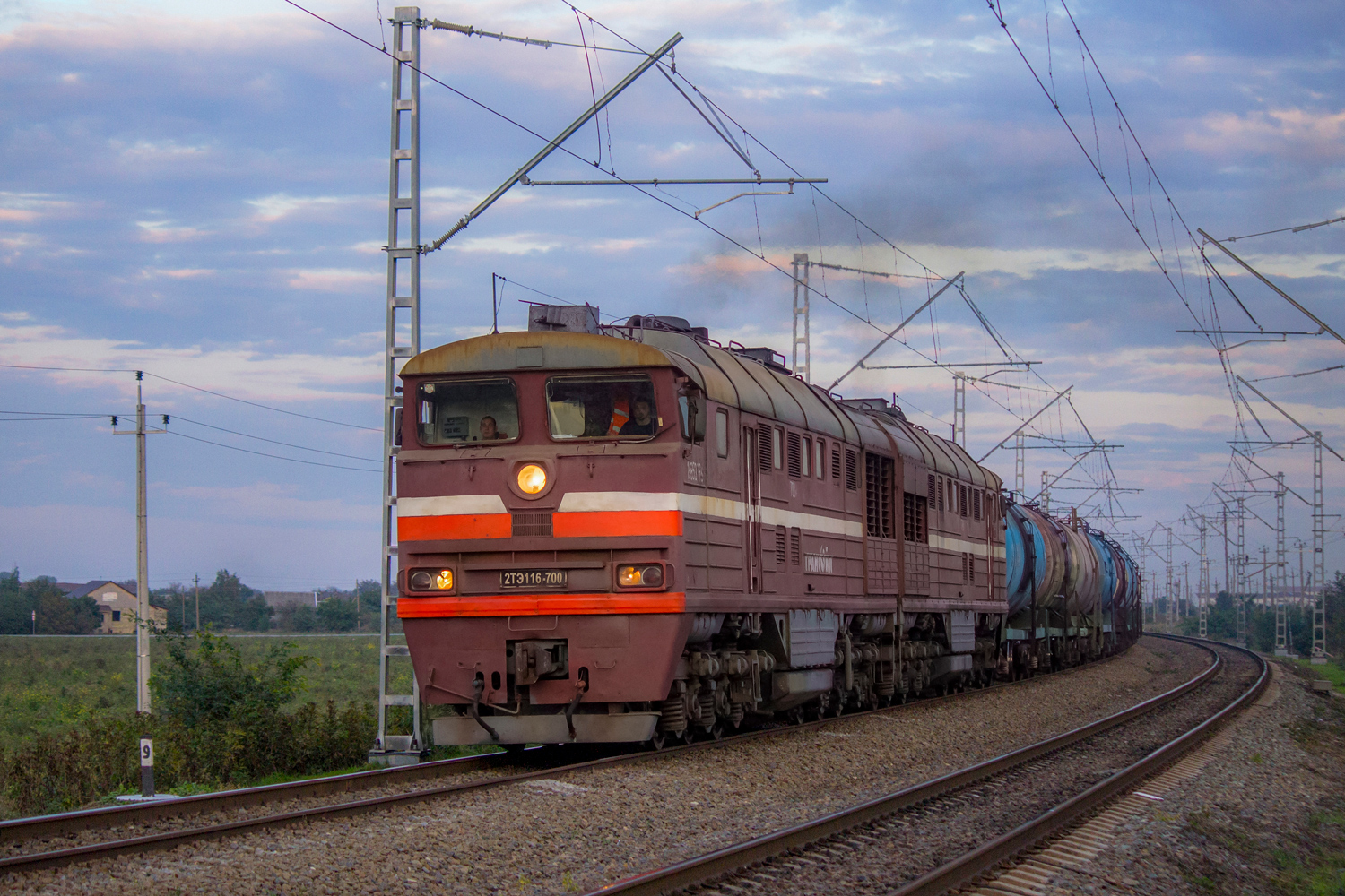 2ТЭ116-700 2ТЭ116-700