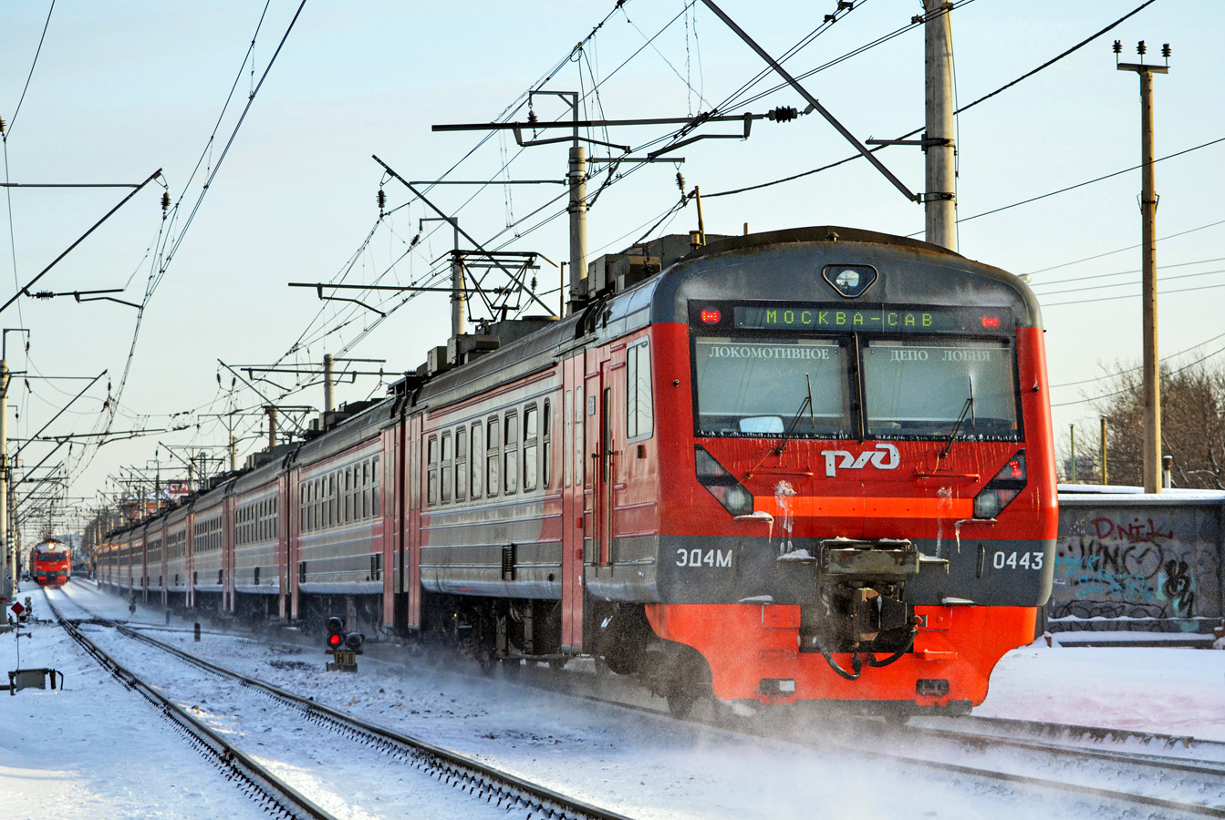 Электрички подмосковья. Эд4м 0443 молодежный. Эд4м 443. Эд4м 443 крушение. Эд4м 0443 крушение.