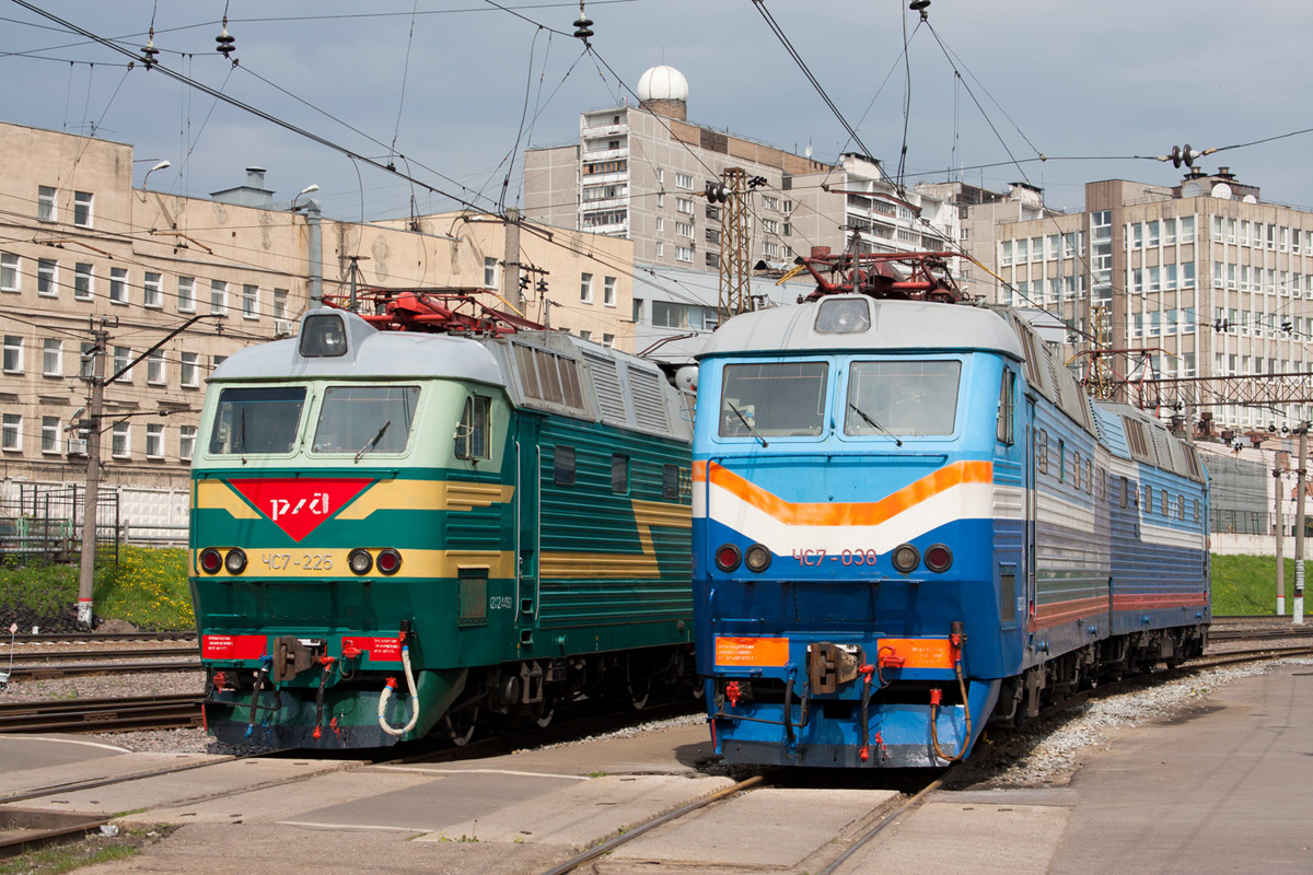 ЧС7-038