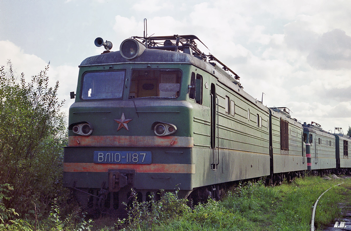 ВЛ10-1187