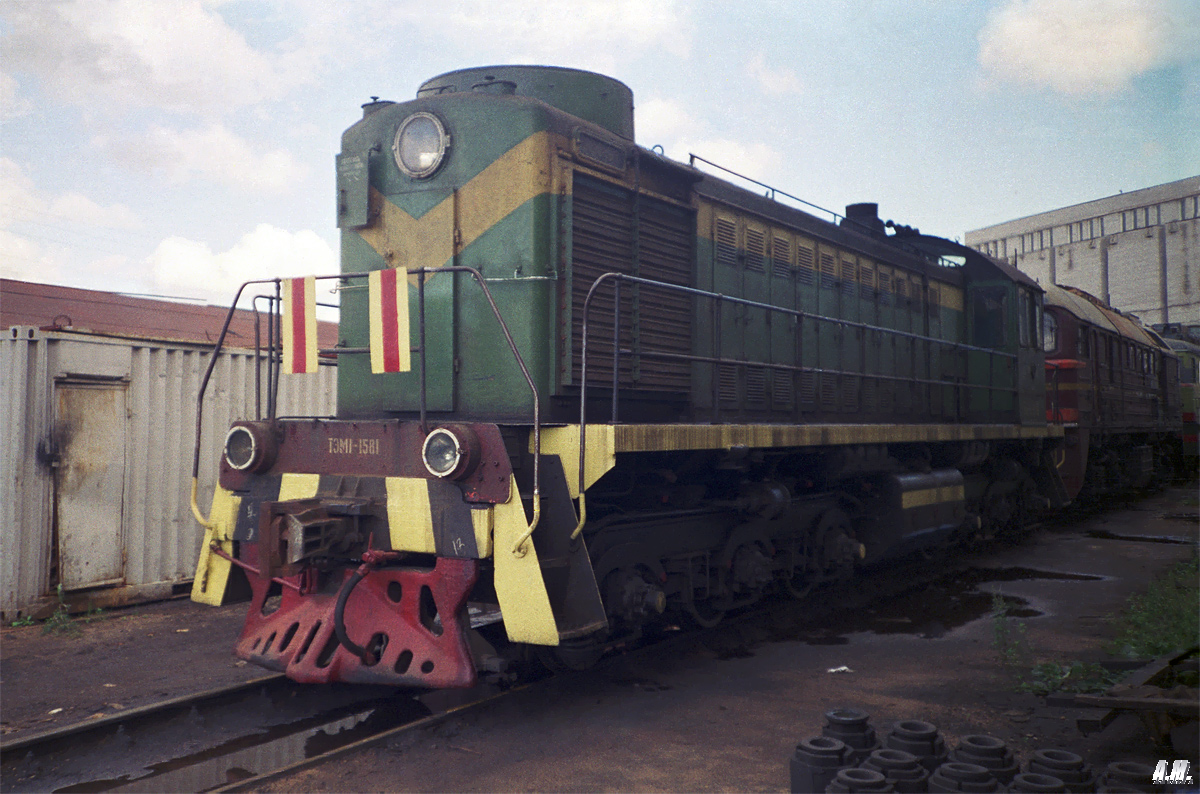 ТЭМ1-1581