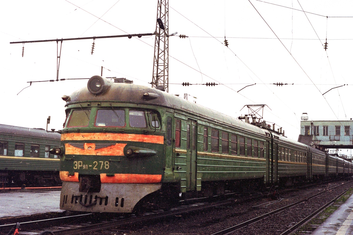 ЭР9П-278