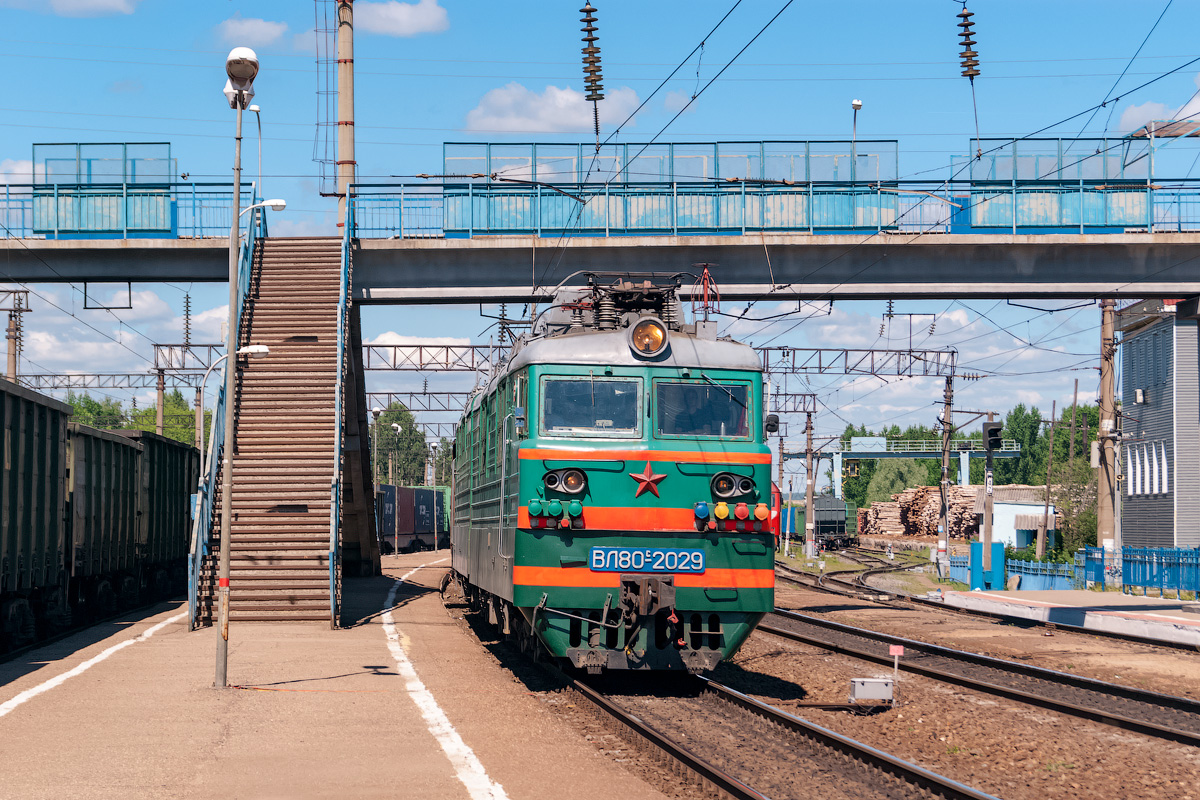 Поезд 80. Галич (станция, Северная железная дорога). Вл80с станция Бамовская. Вл80с Северная железная дорога. Вл80с станция Арзамас.