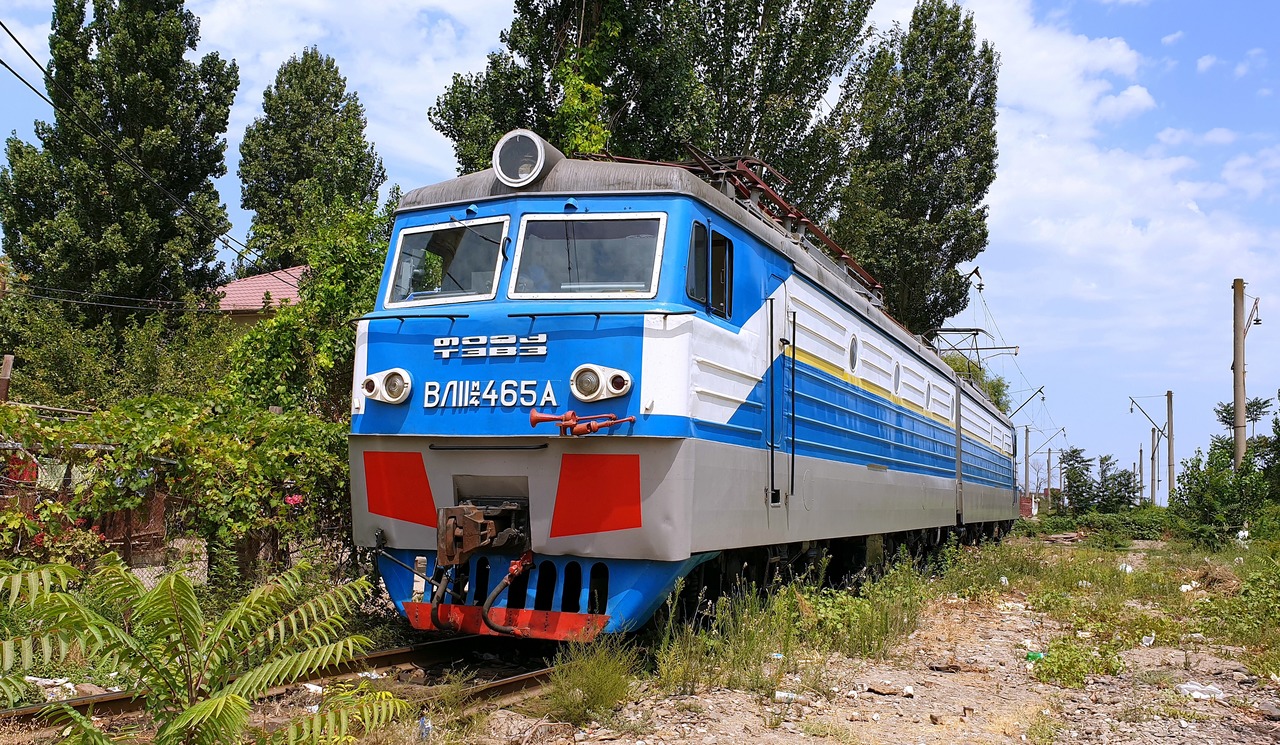 10 11 м. Вл10 Азербайджан. Вл11м4-465. Вл10 Азербайджан железная дорога. Депо Баладжары Баку.