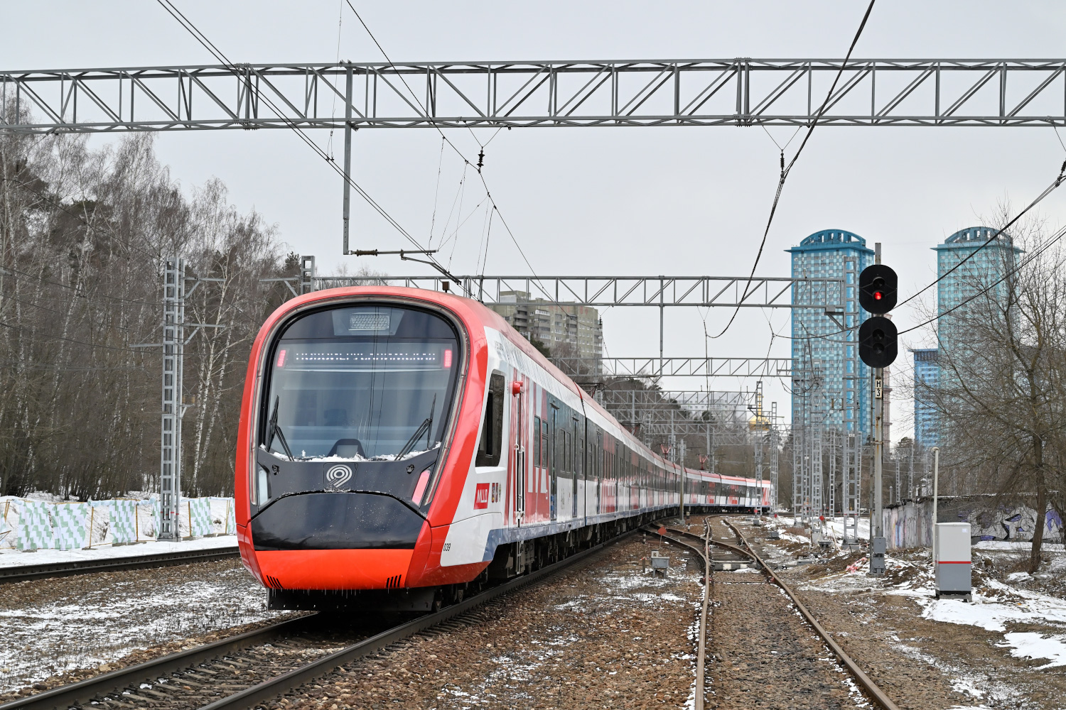 Электричка царицыно тула. Хельсинкская Пригородная железная дорога. Эг2тв. Поезд экспресс. Пригородный поезд в Бельгии.