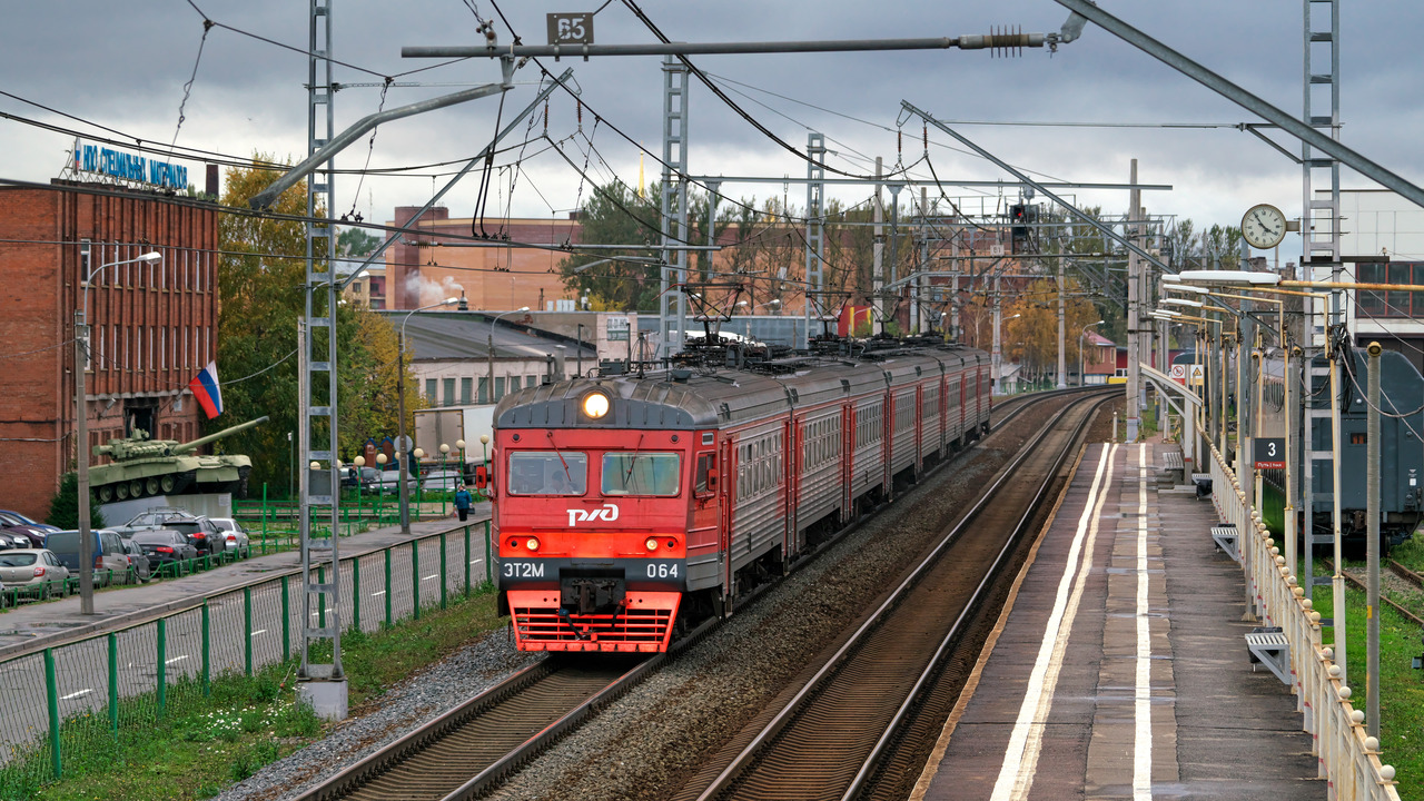 Металлострой 10 санкт петербург. Станция Санкт-Петербург-товарный-Московский. Депо Металлострой Санкт-Петербург. Депо Металлострой. ЖД станция Металлострой.