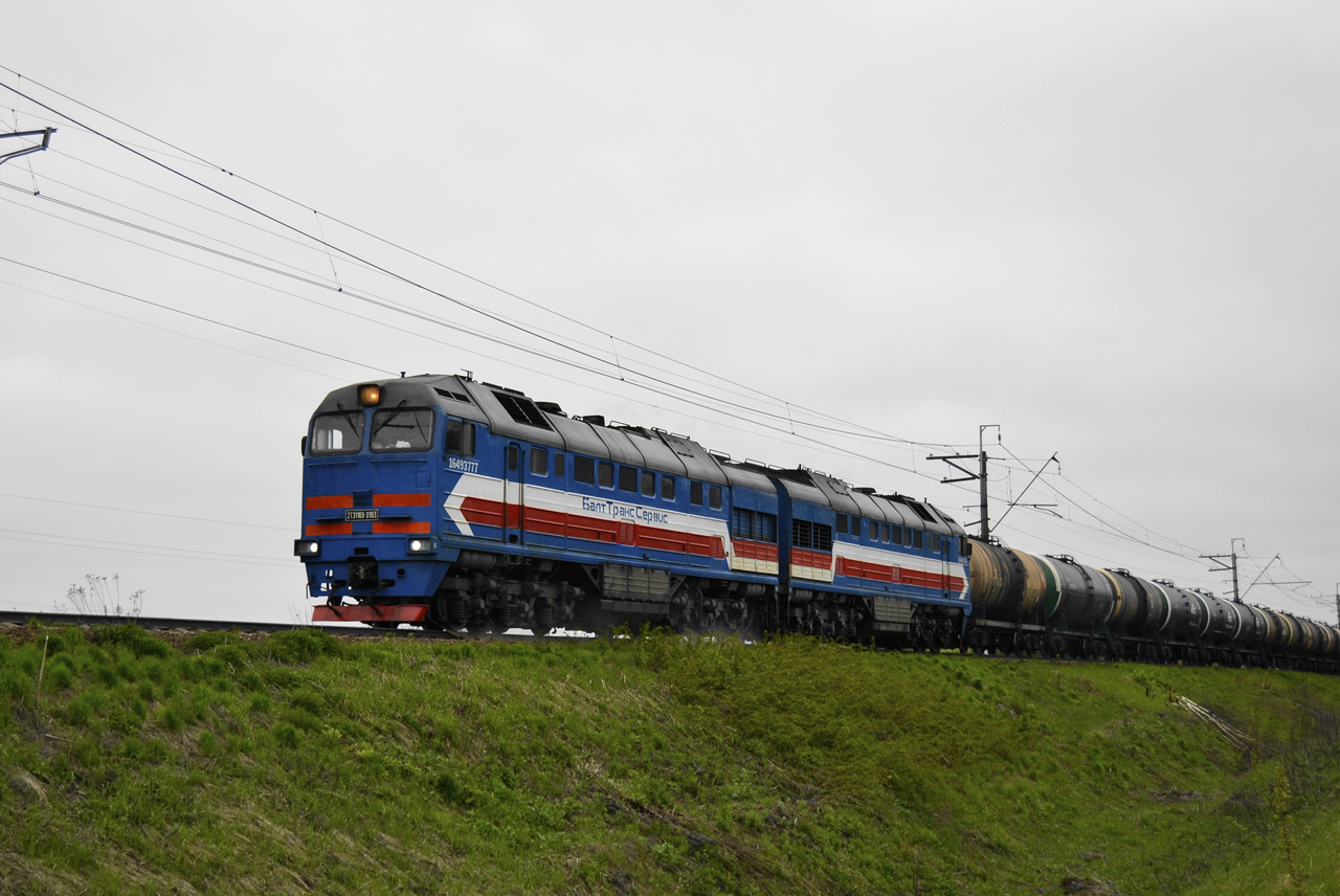 2тэ116у-0193. Старая Русса Едрово поезд.