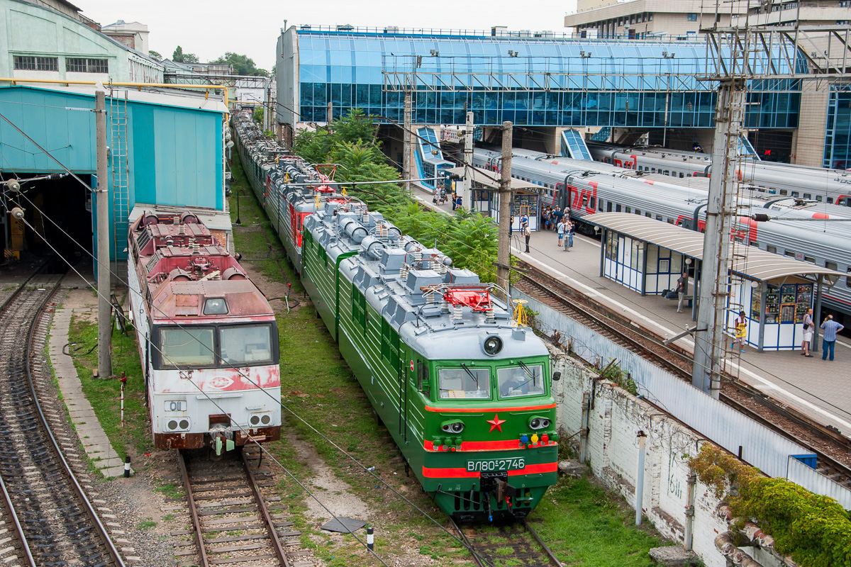 ЭП10-011; ВЛ80С-2746