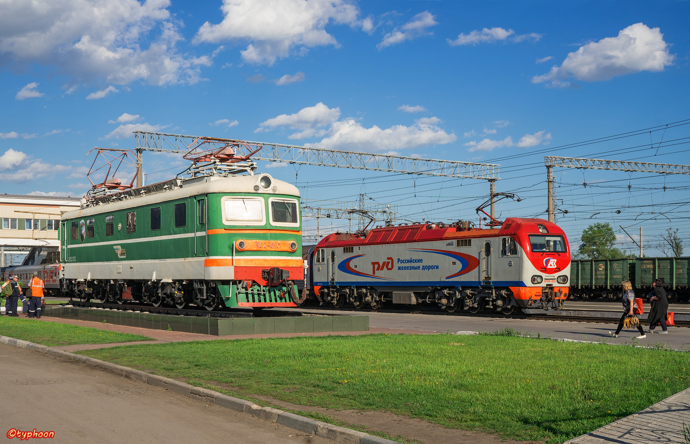 ЧС2-010; ЭП2К-005; West Siberian railway — Monuments
