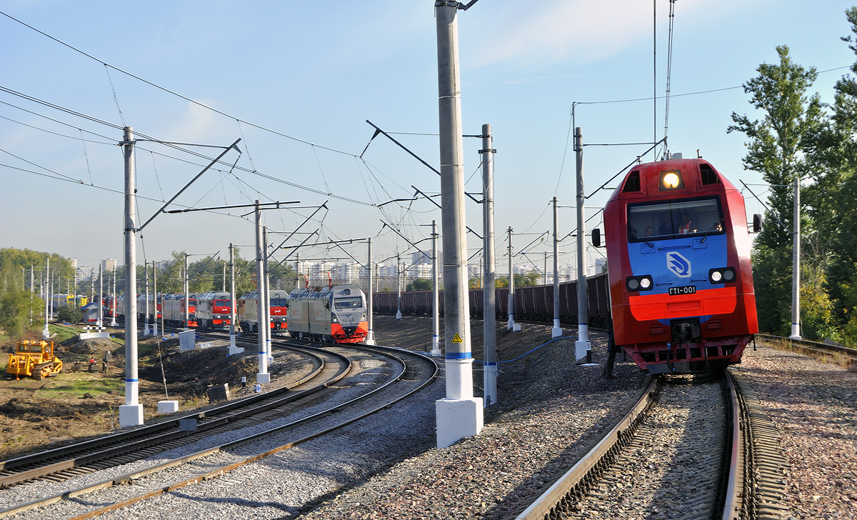 ГТ1-001; 2ЭС10-001; Moskovska željeznica — The 3rd International Rail Salon EXPO 1520