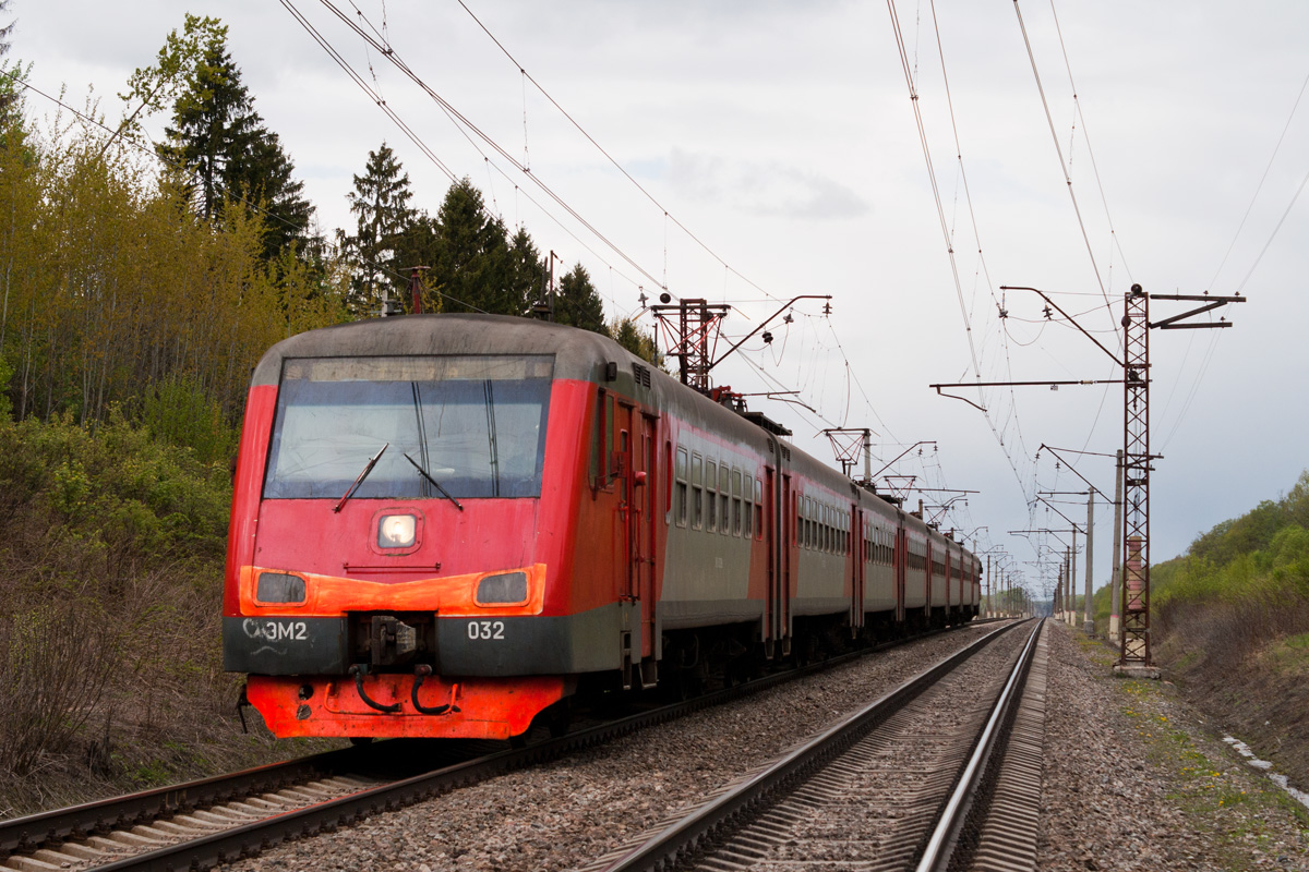 Тарусская тула. Эм2 032. Эм2и. Эм2-020 ZDSIM. Эм2к подвижной состав.