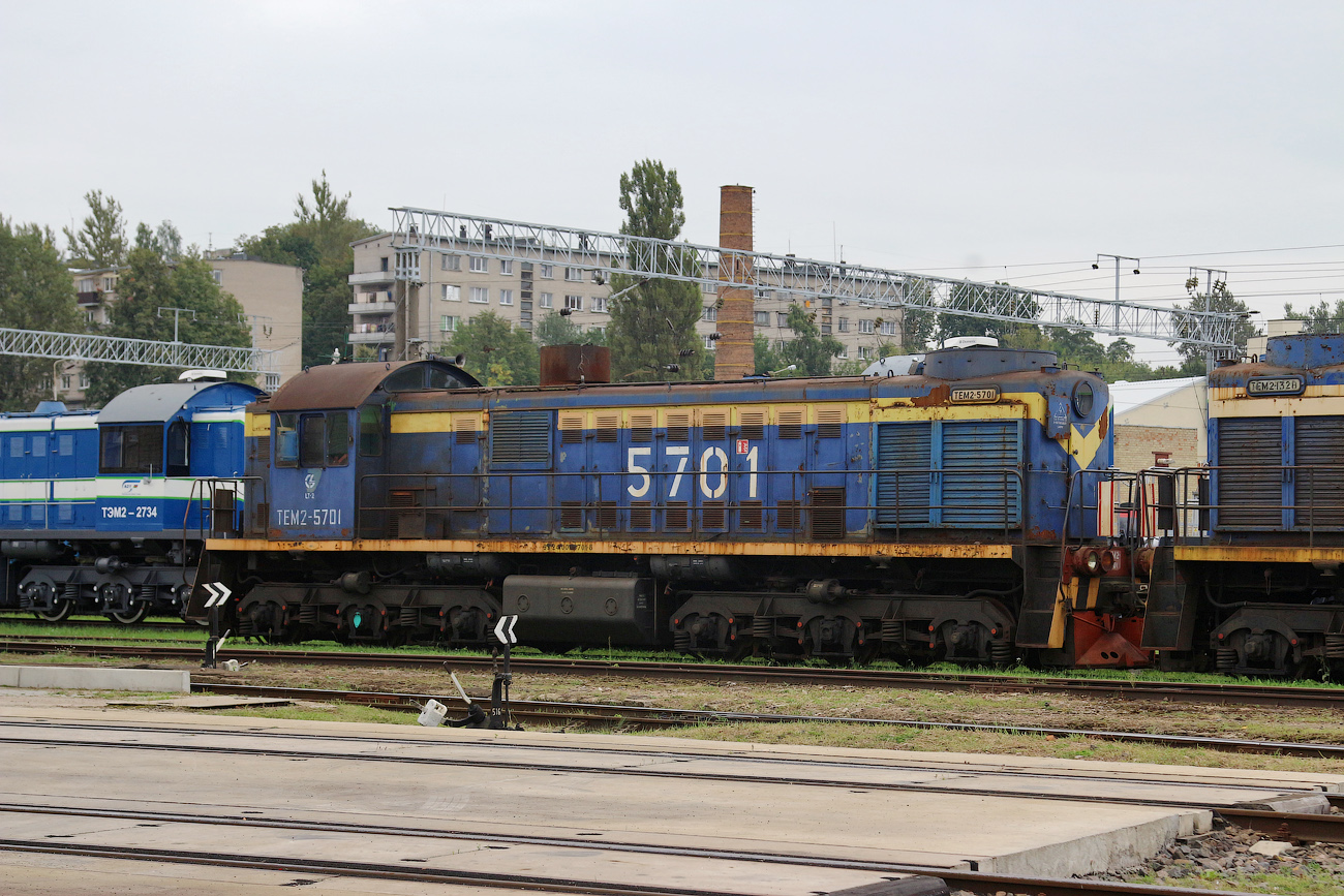 ТЭМ2-5701