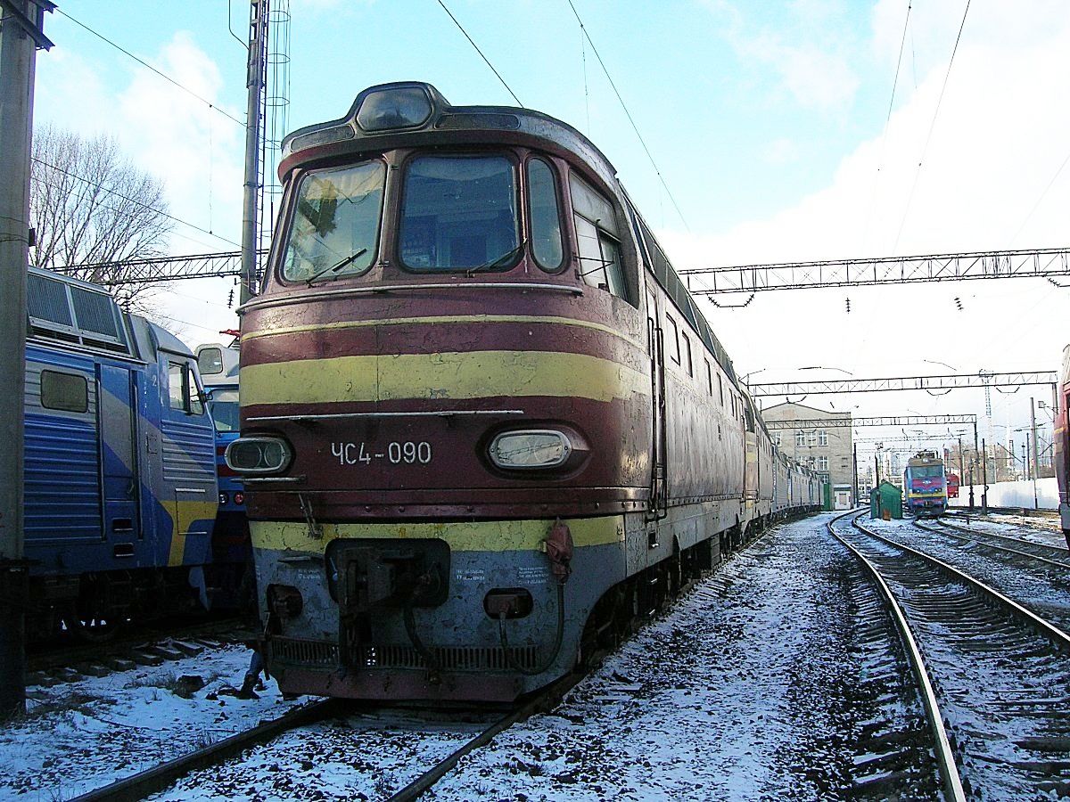 ЧС4-090