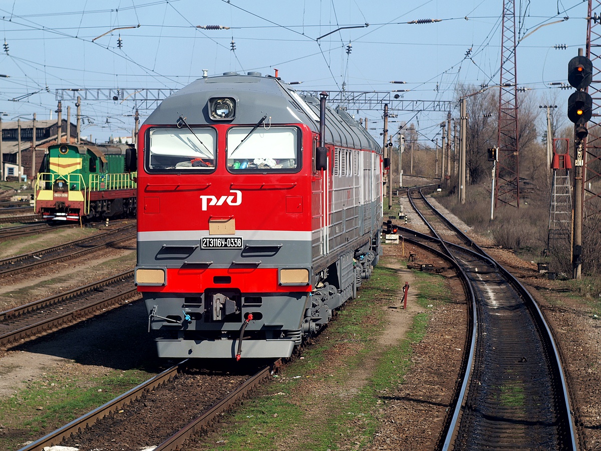 Пересылка недействующих локомотивов. Тэ116у тепловоз. 2тэ116к RAILGALLERY. 2тэ116 на станции.