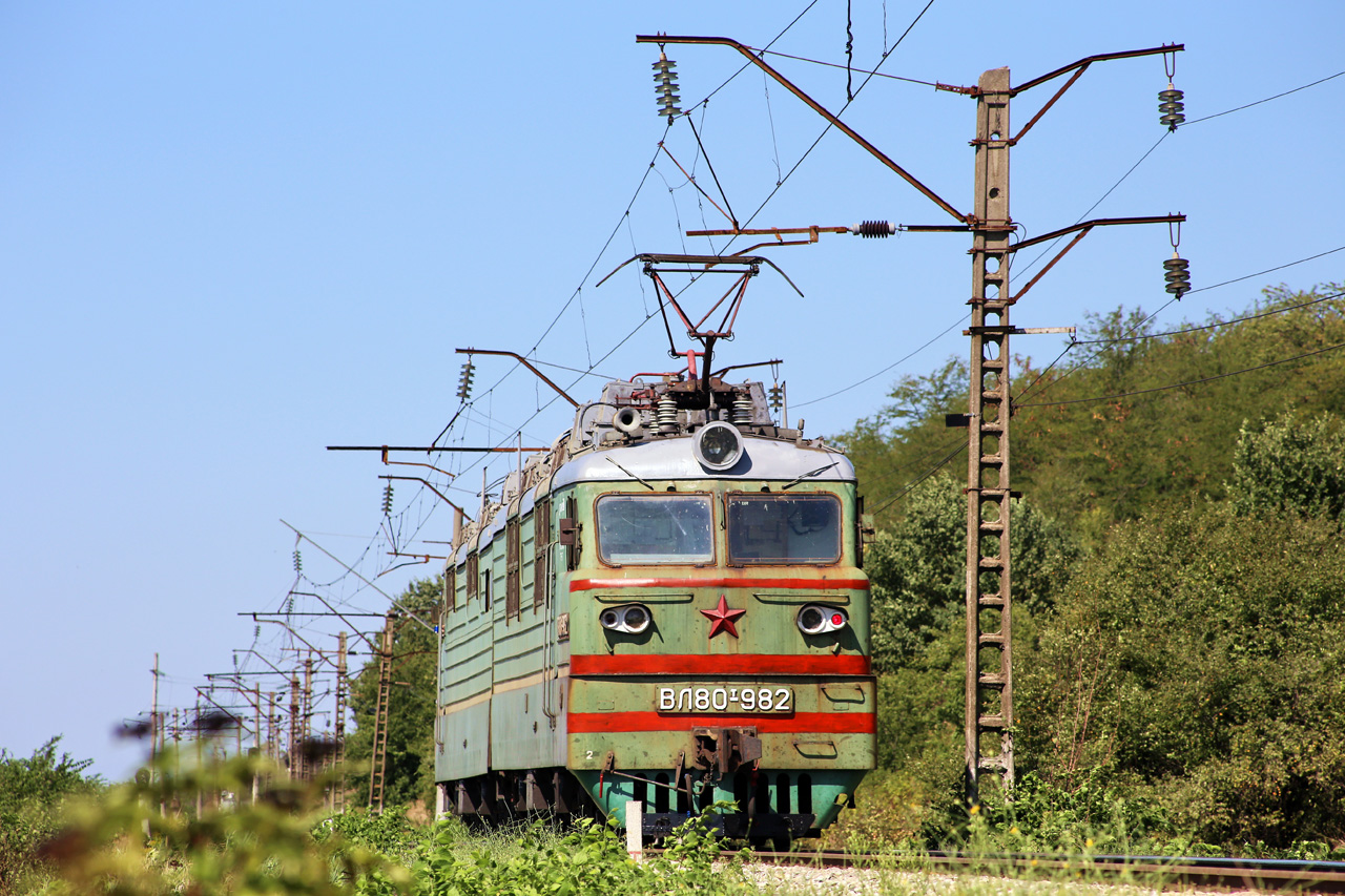 ВЛ80Т-982