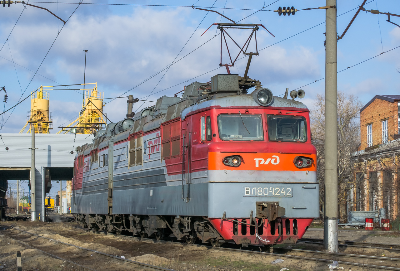 ВЛ80Т-1242