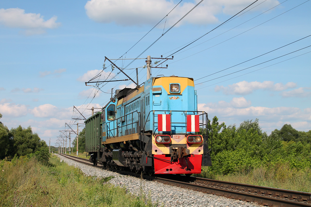 ТЭМ18ДМ-445