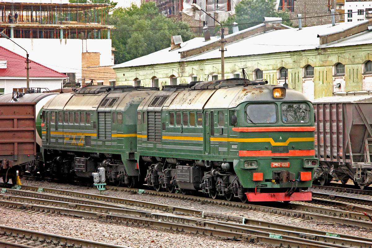 2М62-1028