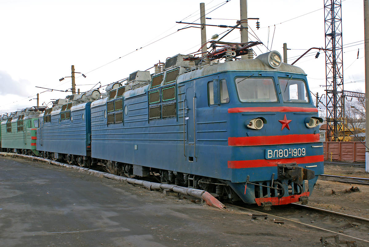 ВЛ80Т-1909