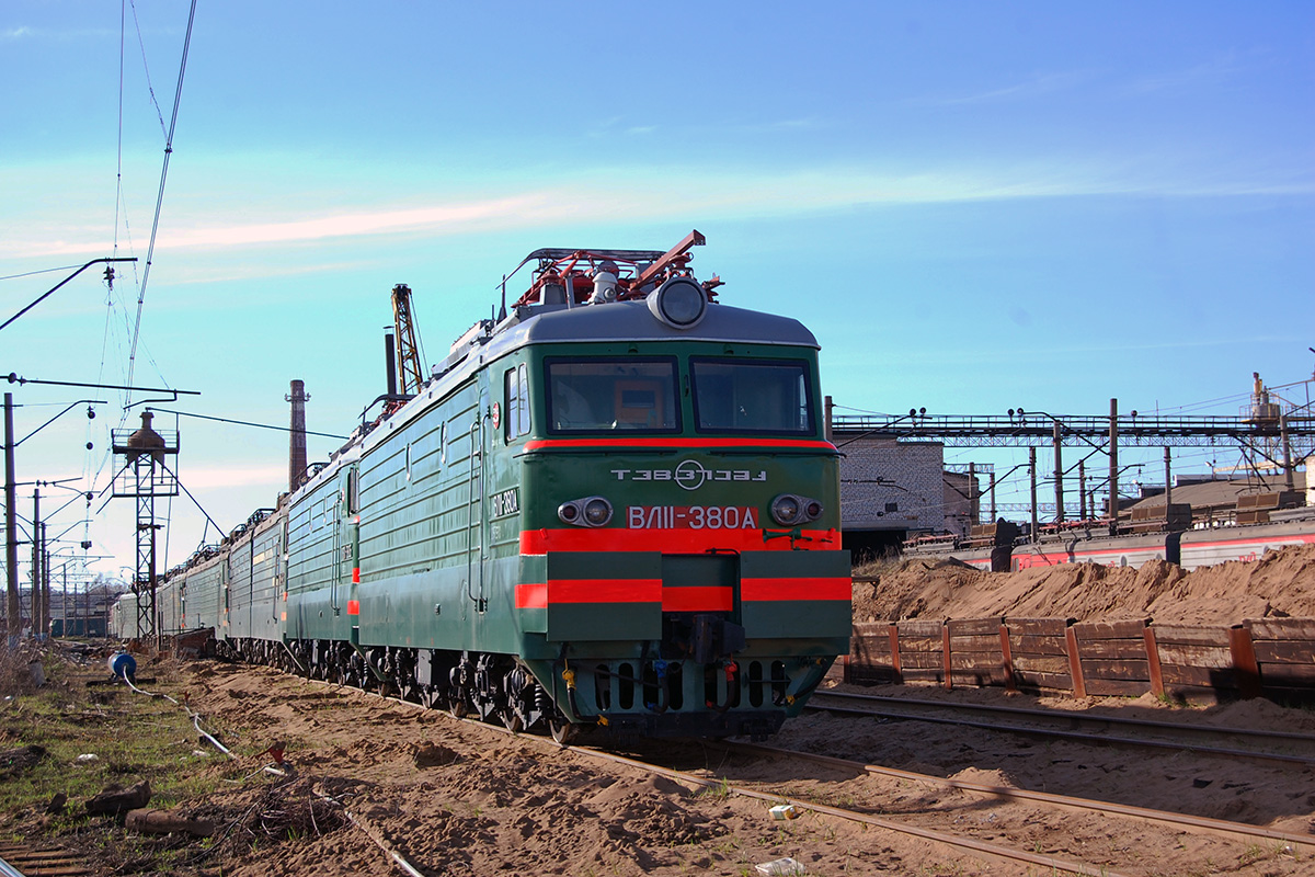 ВЛ11-380