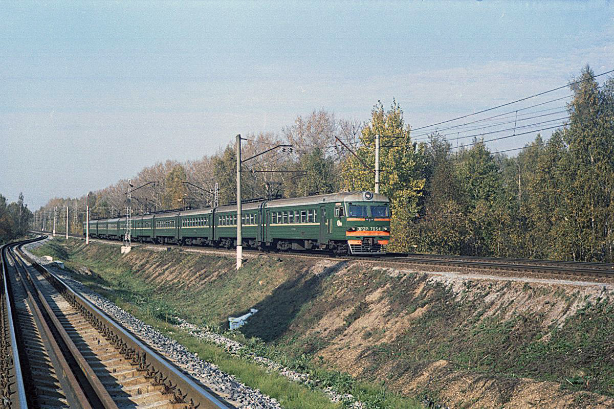 ЭР2Р-7054