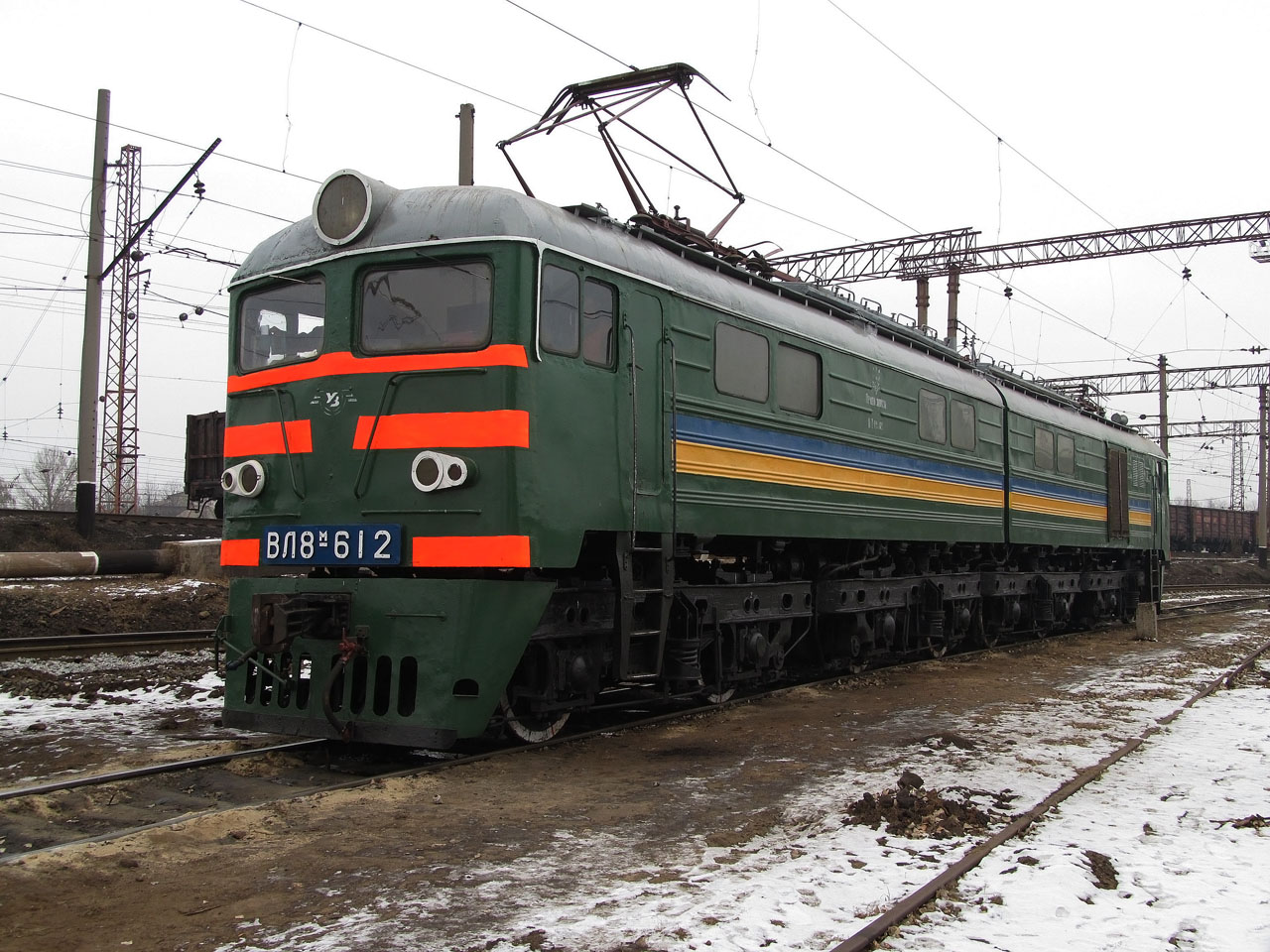 ВЛ8М-612