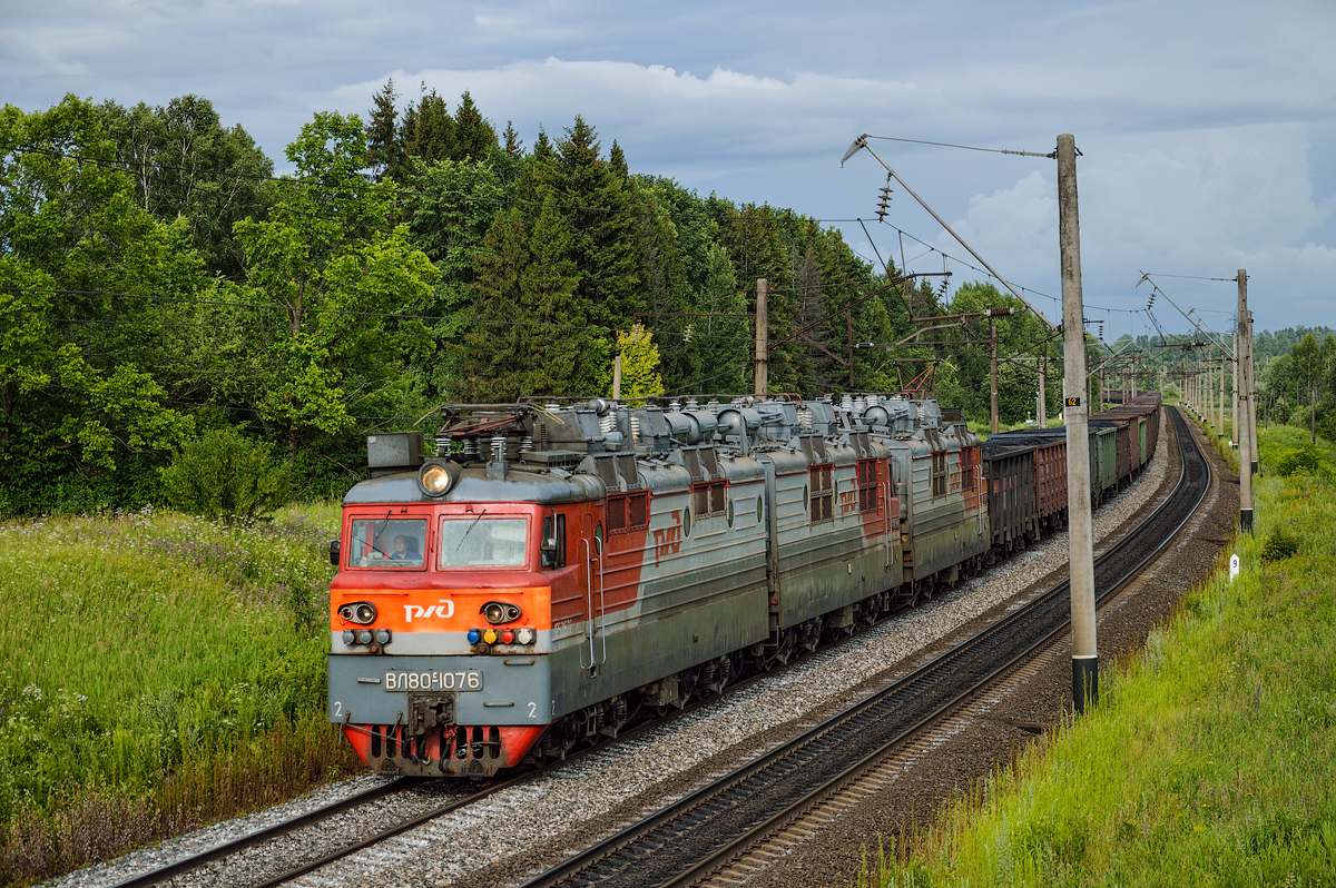 ВЛ80С-1076