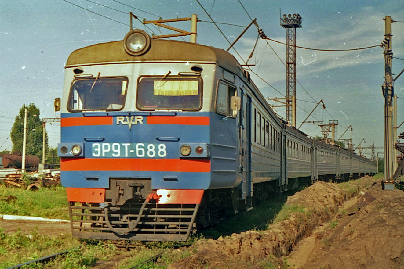 ЭР9Т-688