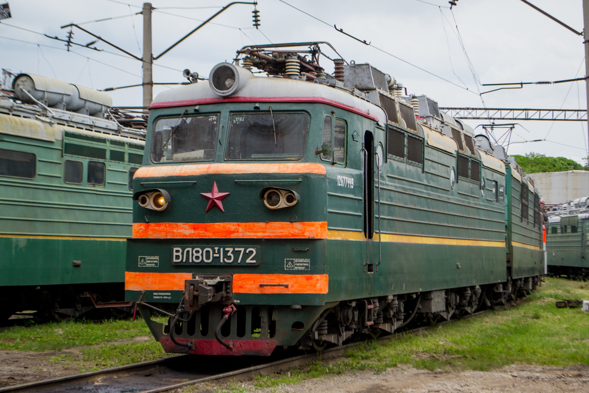 ВЛ80Т-1372