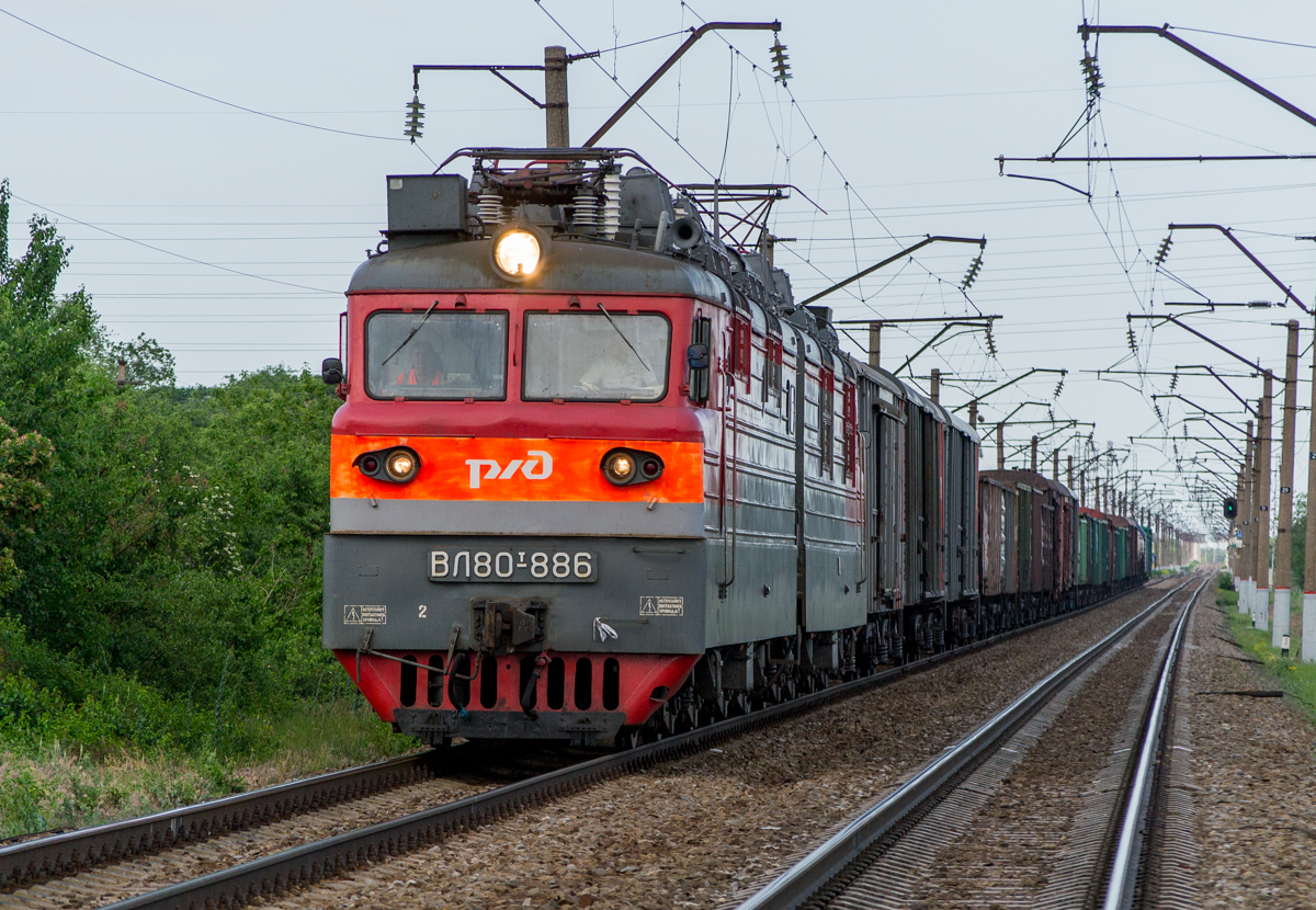 ВЛ80Т-886