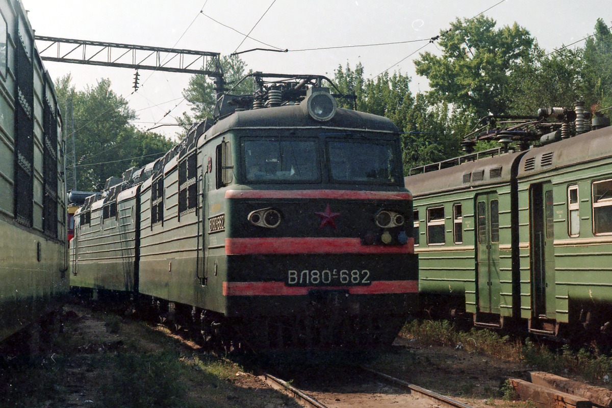 ВЛ80С-682