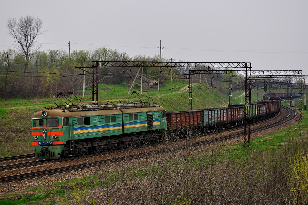 ВЛ8М-1392