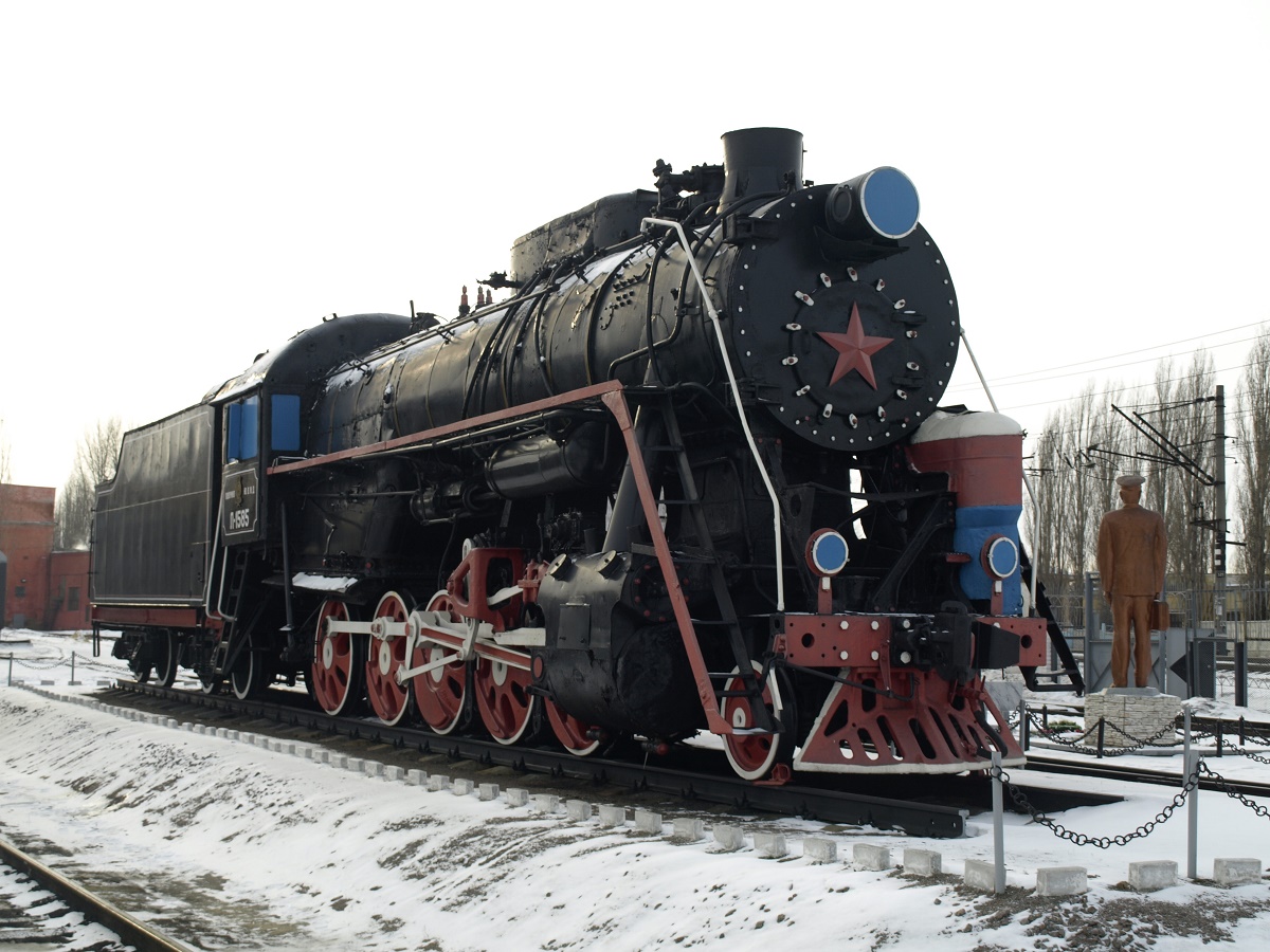 Л-1585