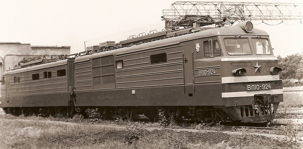 ВЛ10-924