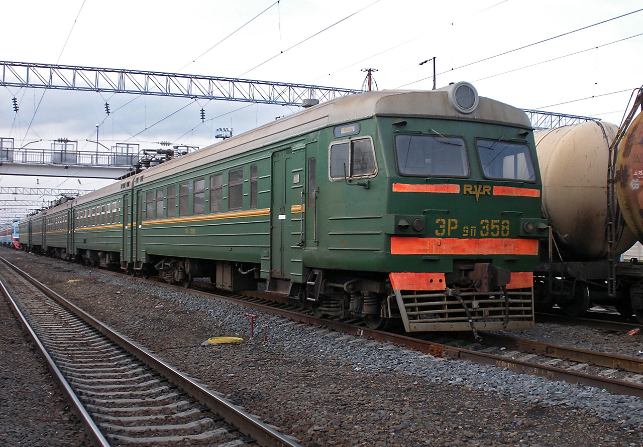 ЭР9П-358