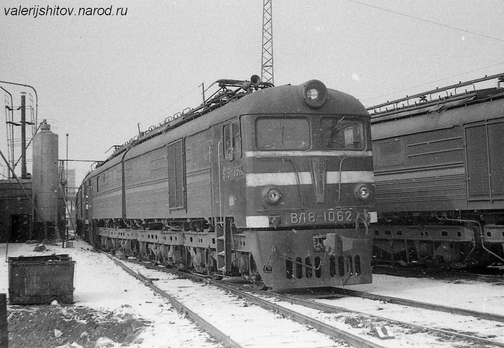 ВЛ8-1062