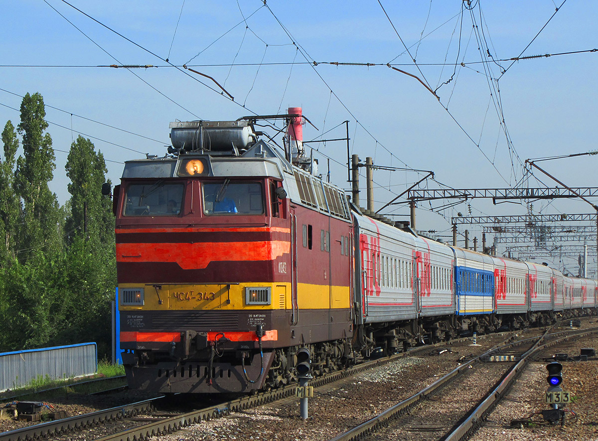 Конечно поезд. Чс4т 329. Чс4т электровоз 417. Электровоз чс4т 417 красный. ЧС 4т варонеж ДЭПО Отрожка.