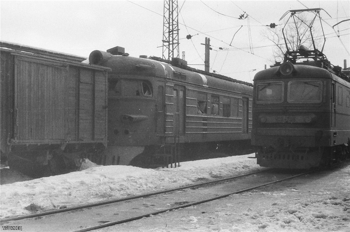 Эр 10. Эр10-002. Тепловоз эр10. Эр10-006.