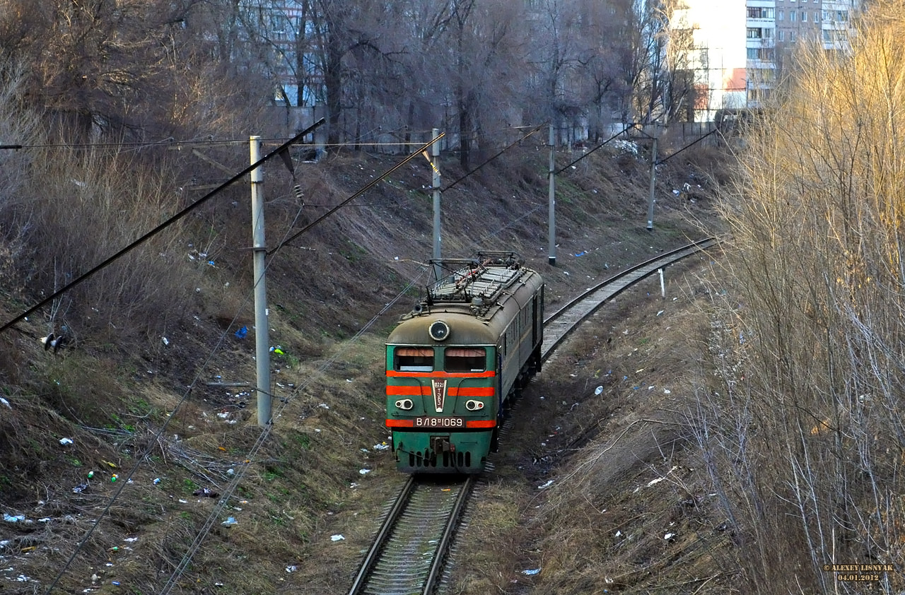 ВЛ8М-1069