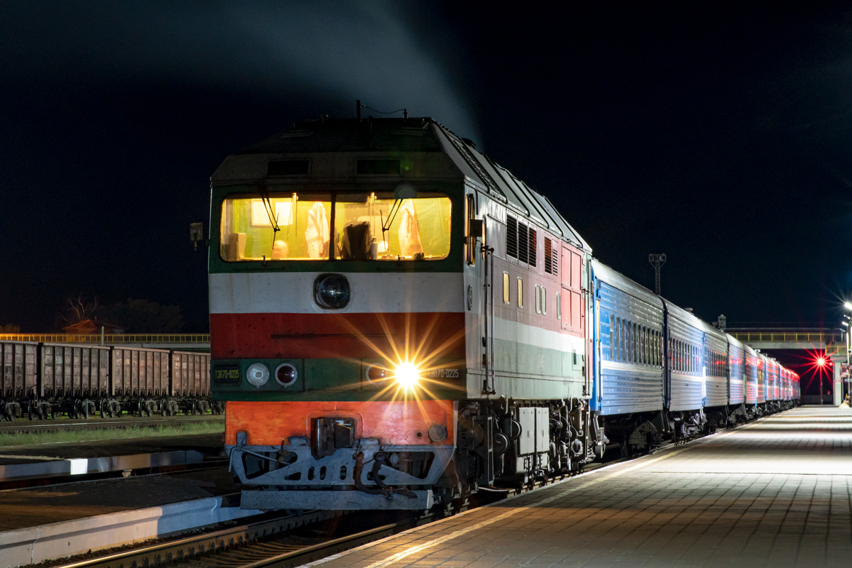 2ТЭ-10, ЧМЭ3, ТЭМ-2, collection, скачать, Train Lights, Night Train, Train ...