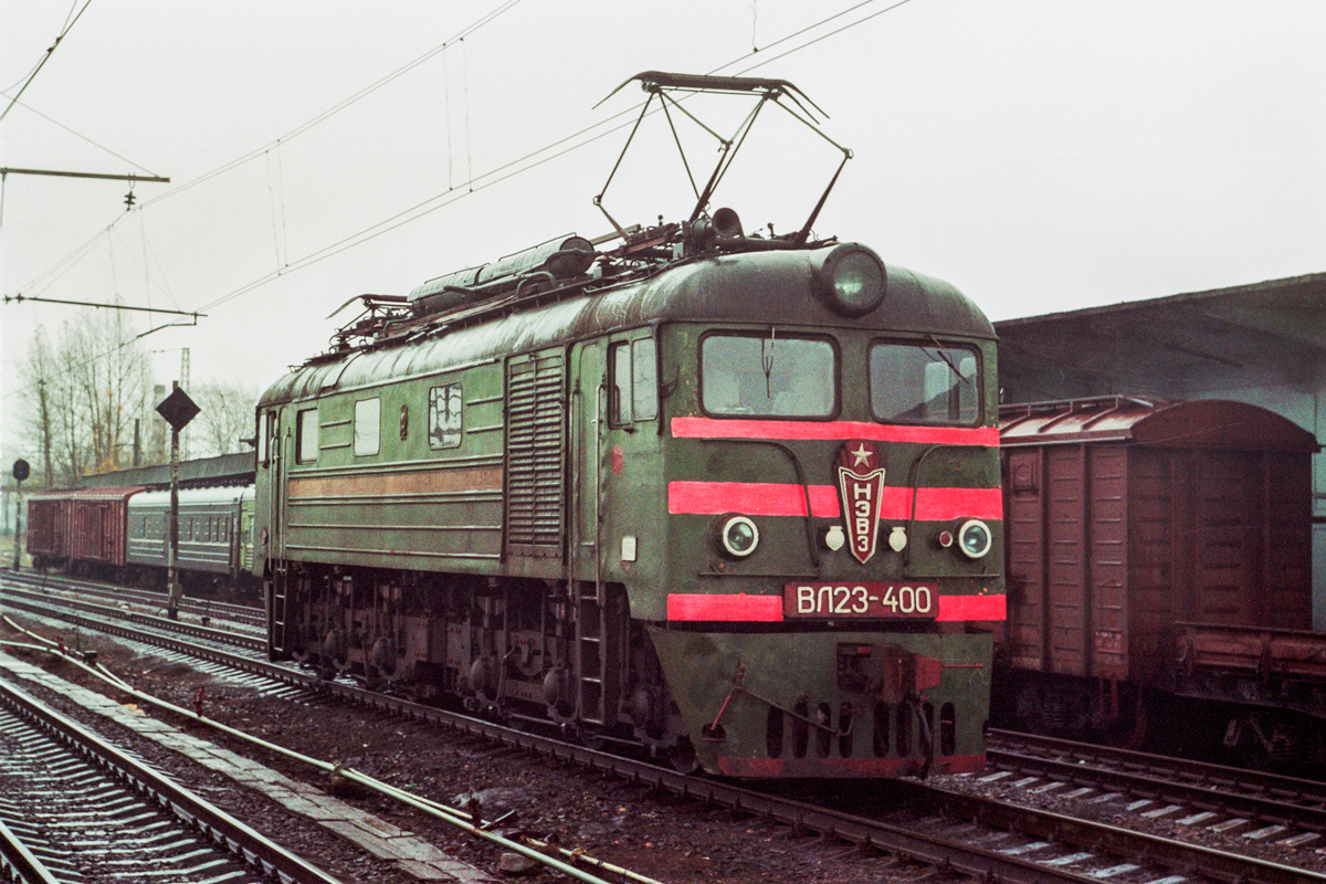 ВЛ23-400