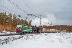 ЧС2-216 (Sverdlovsk Railway); Л-4372 (Sverdlovsk Railway)