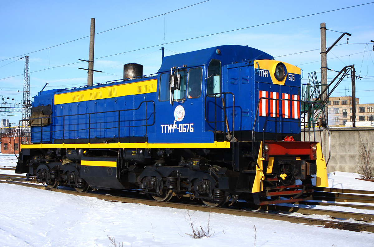 ТГМ4Б-0676