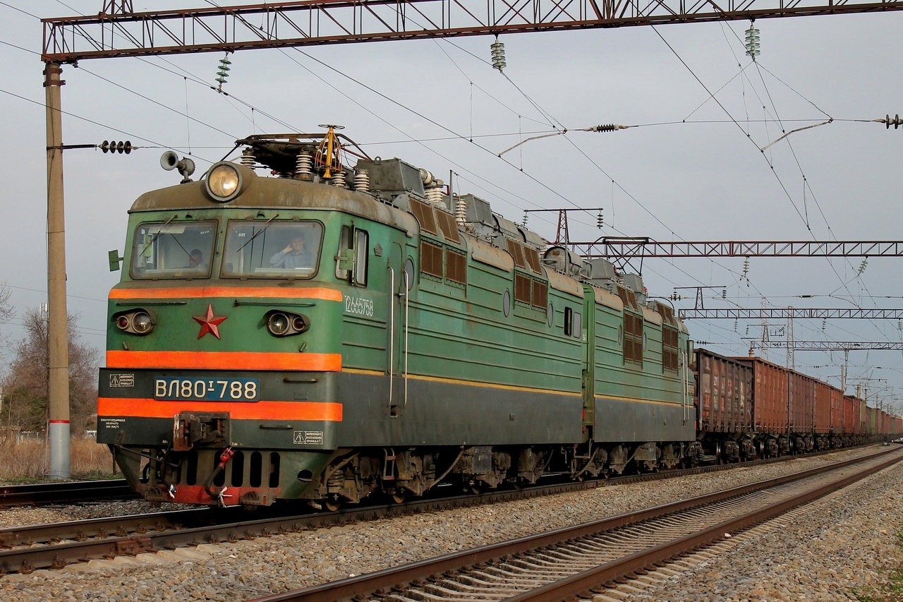 ВЛ80Т-788