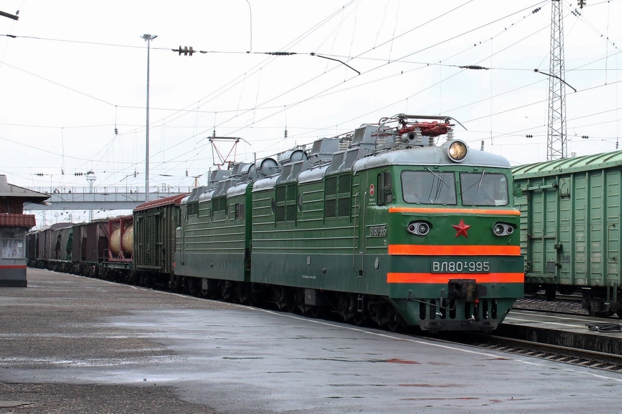 ВЛ80Т-995