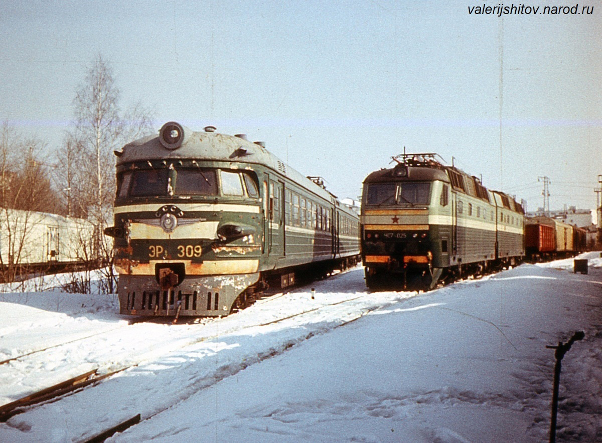 Эр 7. Эр7 электропоезд. Эр7к 309. Эр 7 электричка.