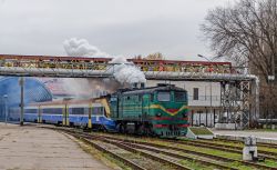 2ТЭ10Л-792 (Moldovan Railways); D1M-005 (Moldovan Railways)