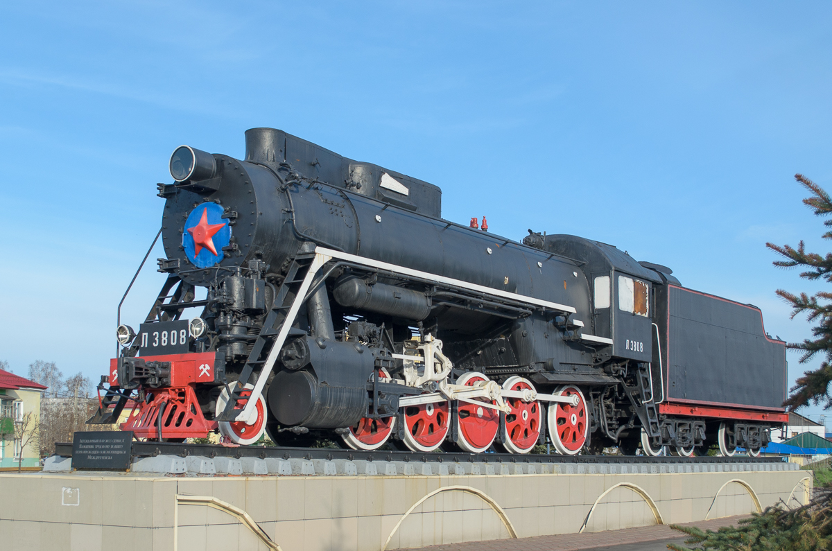 Л-3808; West Siberian railway — Monuments