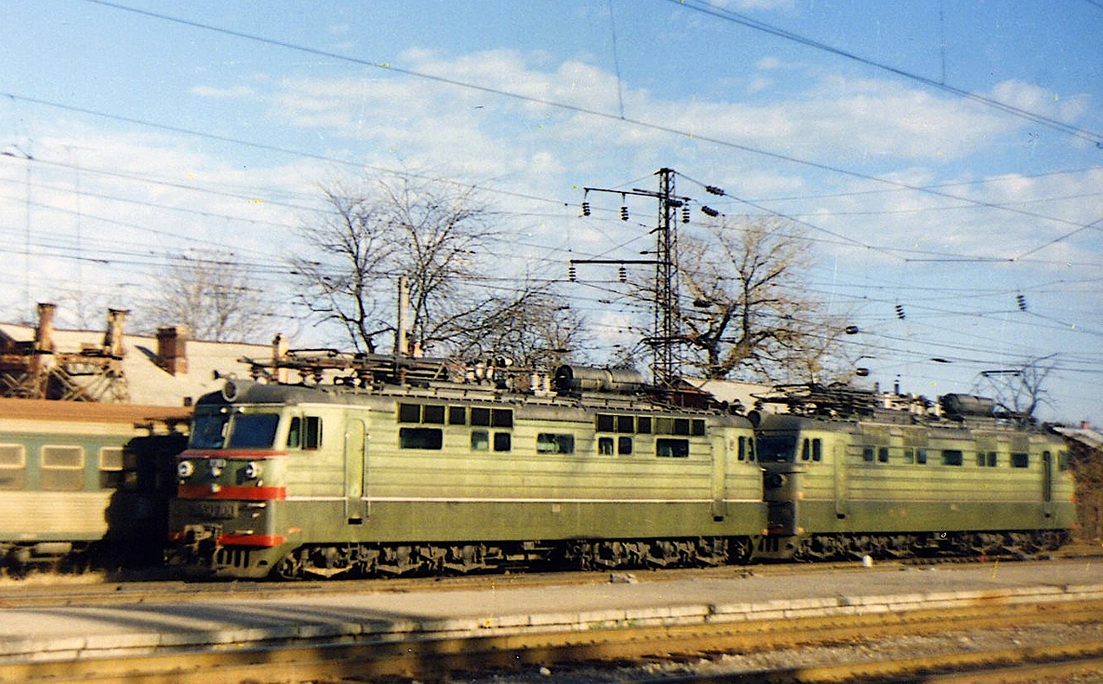 2ВЛ60К-700