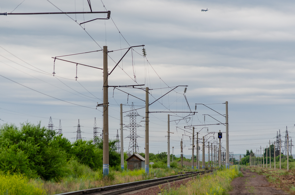 Krasnojarska željeznica — Stations and lanes